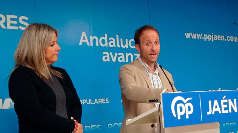 La secretaria general y el presidente del Partido Popular de Jaén, Elena González y Erik Domínguez.
