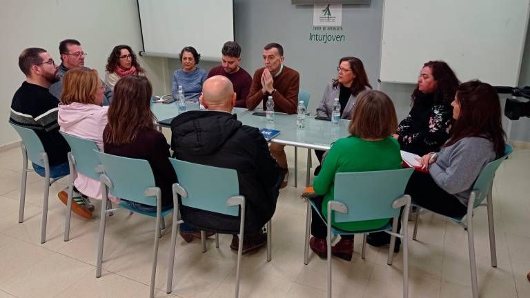 Antonio Maíllo empieza a diseñar su programa de gobierno en Jaén: Sanidad pública y freno al biogás