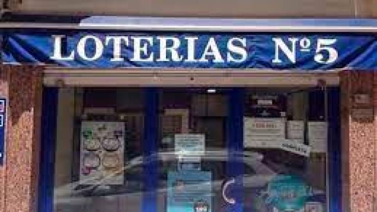 La Lotería riega con 600.000 euros la ciudad de Linares