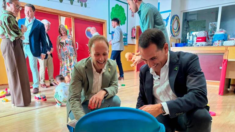 <i>Visita de Erik Domínguez a la Escuela Infantil “Jabalcuz” en La Carolina. / Junta de Andalucía. </i>