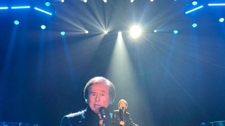 Fotogalería: Así se vivió el concierto de Raphael desde la pista