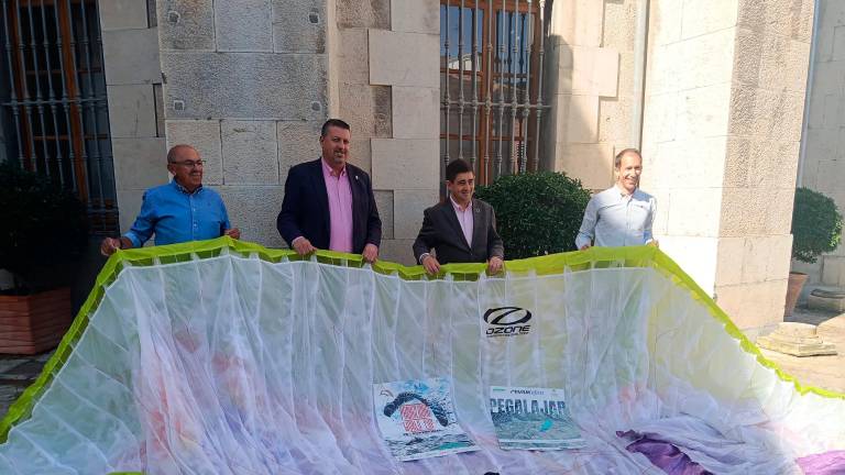 Pegalajar reunirá a los mejores pilotos en la Superfinal de la Copa del Mundo de Parapente