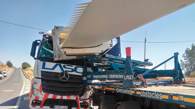 Impresionantes imágenes del accidente en la A-4