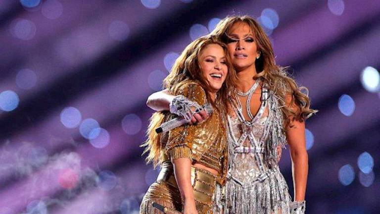 Jennifer López y Shakira deslumbran en el descanso de la Super Bowl con muchas sorpresas
