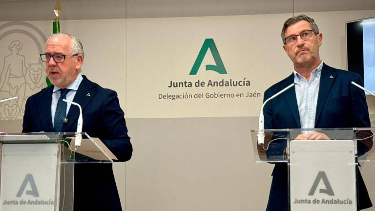 Jesús Estrella y Miguel Contreras durante la rueda de prensa. / Junta de Andalucía.