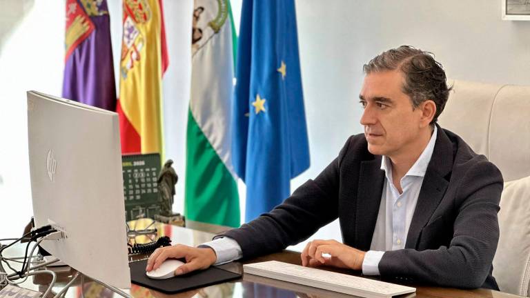 Pedro Cabrera vuelve al Ayuntamiento de Baeza para retomar sus funciones como alcalde