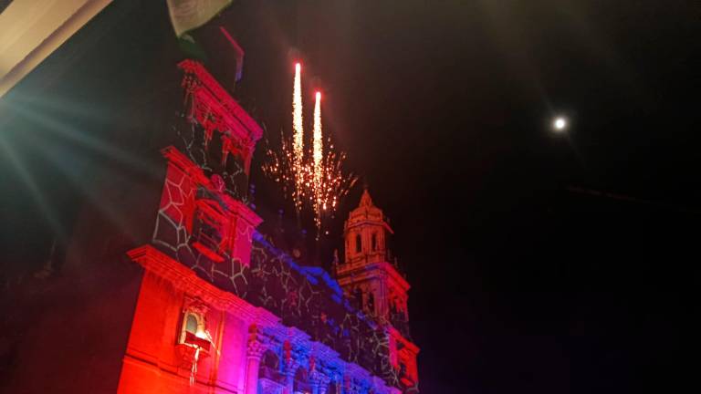 Jaén se ilumina para despedir un Rosario Magno que ya es eterno