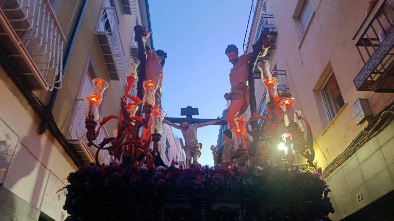Los mejores momentos de la tarde del Viernes Santo, en la fotogalería de Diario JAÉN