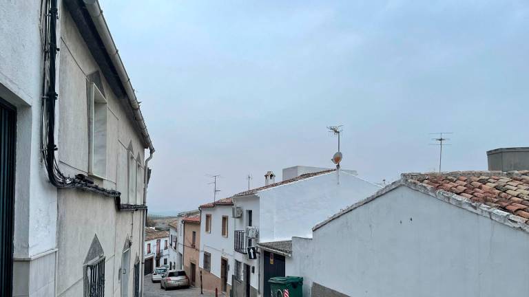 Cielos encapotados en Jaén mientras caen lluvias intermitentes