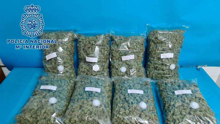 Dos detenidos en Linares con más diez kilos de cogollos de marihuana