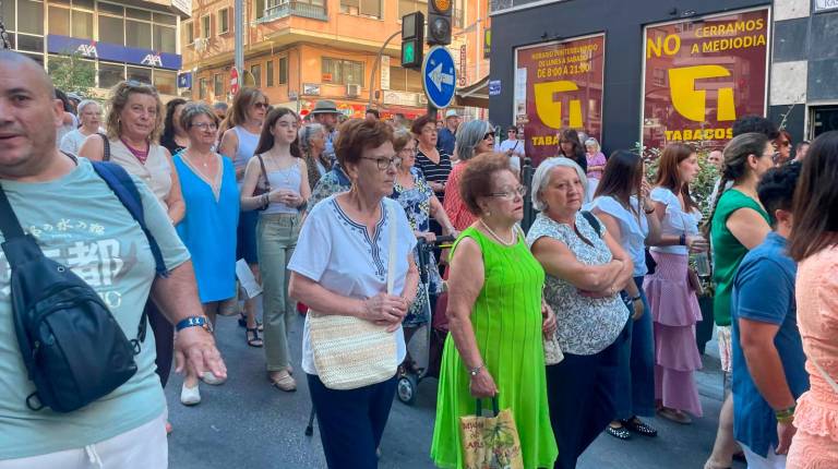 La Virgen de la Capilla lleva esperanza y consuelo al Hospital de Jaén