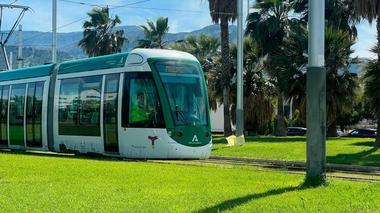 <i>Tranvía de Jaén. / Jason Moyano / Diario JAÉN. </i>