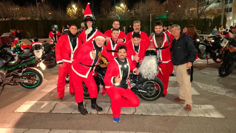 Éxito en la cuarta “papanoelada motera” solidaria en la capital