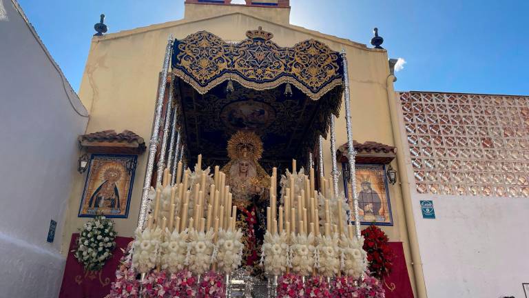 Continúa el Domingo de Ramos con la salida de la Piedad y Estrella
