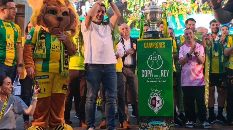 Los mejores momentos de la celebración de la Copa del Rey del Jaén Paraíso Interior