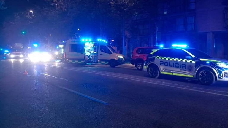 Muere un hombre de 60 años y una mujer resulta herida en el incendio de un piso en Córdoba