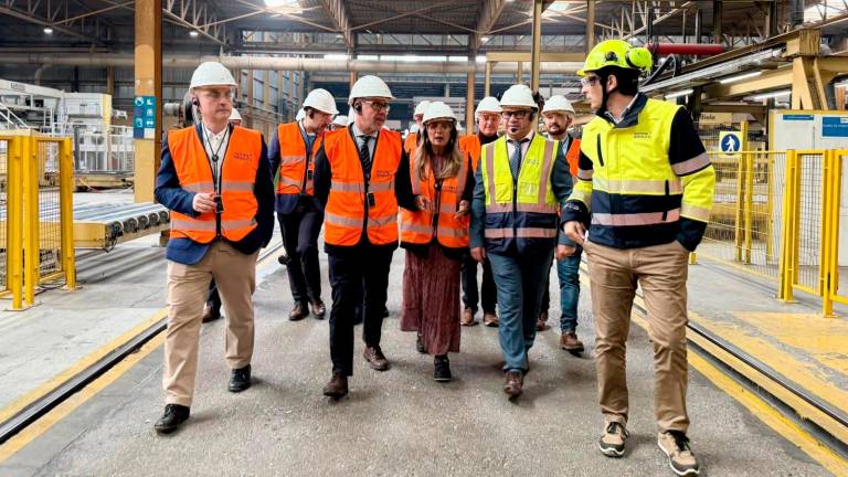 La Junta de Andalucía subraya el valor de la industria maderera en la provincia