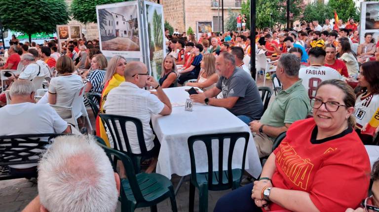 Fotogalería: Jaén se convierte en una fiesta para celebrar el triunfo de la selección