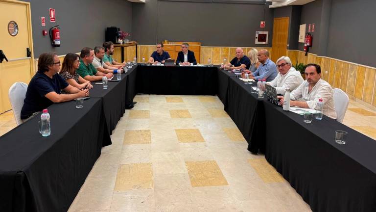 Reunión entre el PSOE y Jaén Merece Más. 