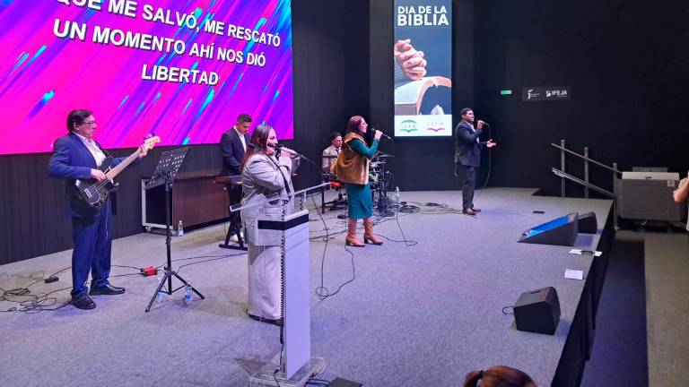 La comunidad evangélica se une en un día de fe y alegría en la Ifeja