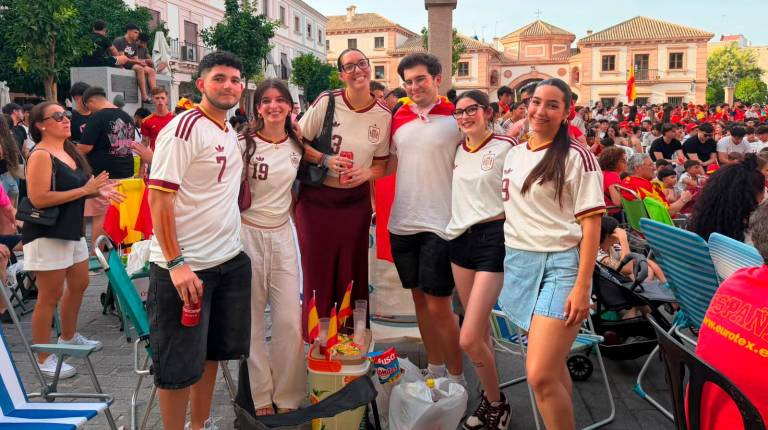 Fotogalería: Jaén se convierte en una fiesta para celebrar el triunfo de la selección