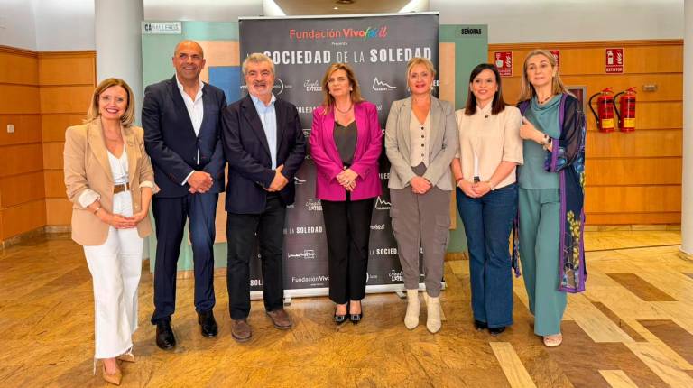 <i>Proyección de “La sociedad de la soledad”, impulsado por la Fundación Vivofácil. / Ayuntamiento de Jaén.</i>