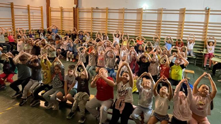 El CEIP Nuestra Señora de la Encarnación de Peal de Becerro suena a “Mi gran noche”