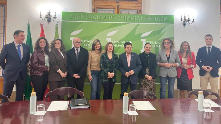 Visita de la secretaria de Estado de Comercio, Amparo López. / Ana Isabel Bravo / Diario JAÉN.