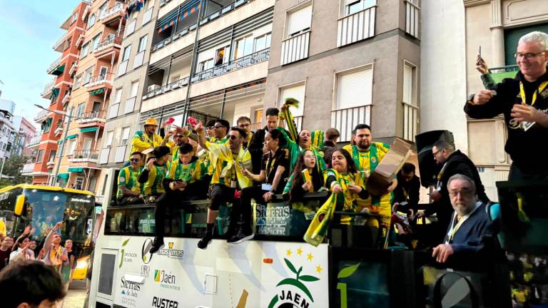 La ciudad honra a los tetracampeones de la Copa de España