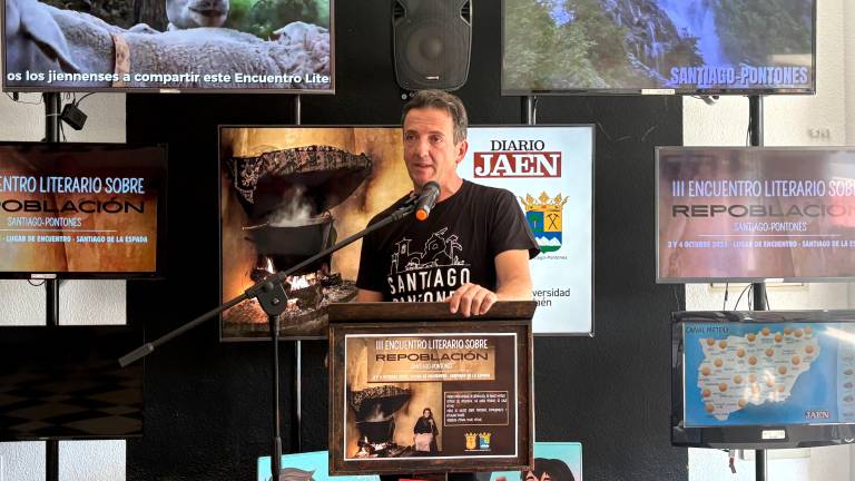  Antonio Rodríguez García en la presentación del III Encuentro Literario sobre Repoblación. / Pablo Espinosa / Diario JAÉN.