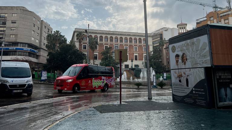 Los nublos y las lluvias amenazan el puente de Andalucía
