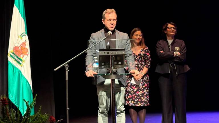 Doce años homenajeando a los mayores de la capital