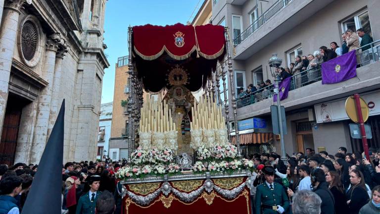 La Oración en el Huerto sale de la Iglesia de San Ildefonso