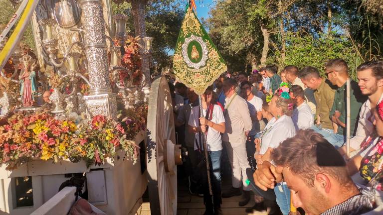 Jamilena y Córdoba se abrazan en el Ajolí