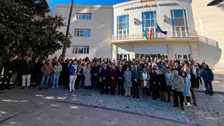 Jaén guarda un minuto de silencio por las víctimas del accidente ferroviario