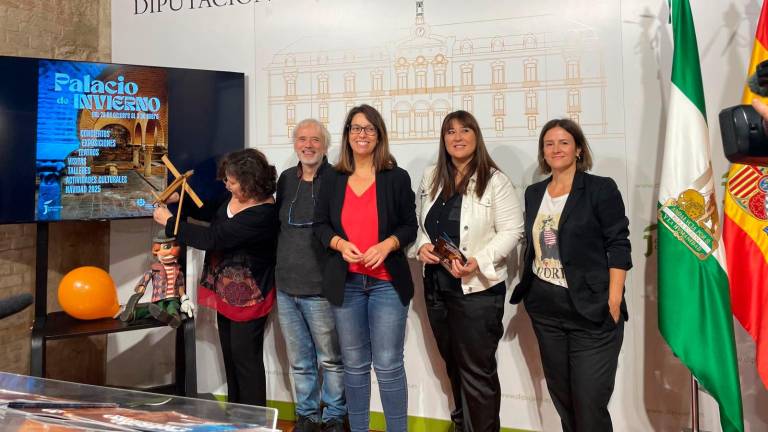 Martina Almida, Francis Pedrajas, África Colomo, Berni Checa y Ángela Káiser. / Ana Lechuga / Diario JAÉN.