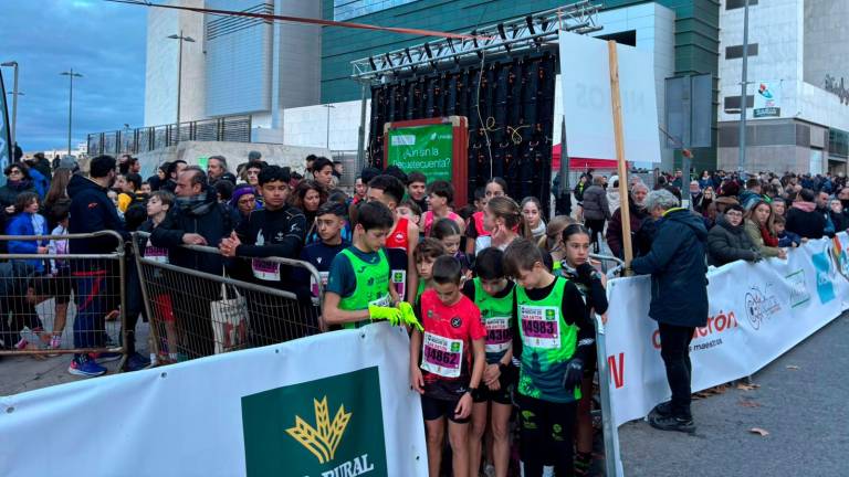 Fotogalería: La noche en la que Jaén ardió y corrió al unísono por la San Antón