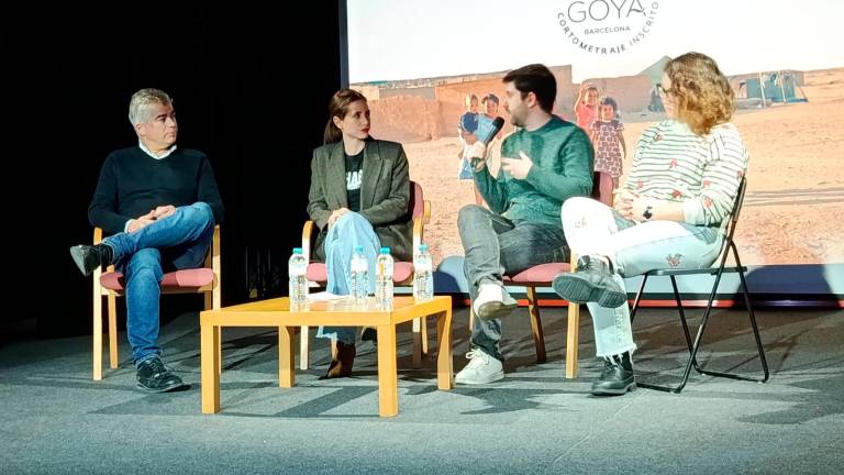 Emilio Torres, Alba Villén, Álvaro Montes y Elena Molina durante la proyección de la obra cinematográfica sobre la celiaquía de los refugiados saharauis.