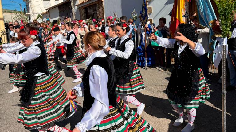 El fandango de Charilla cautiva en la romería de Hoya del Salobral