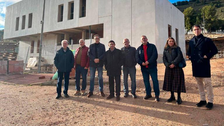 Las obras del Parque de Bomberos de Cambil “avanzan a buen ritmo”