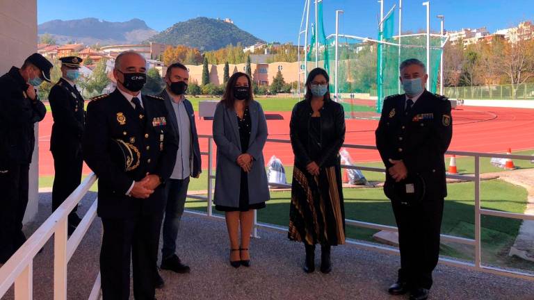 La subdelegada destaca la normalidad en los exámenes de Policía Nacional