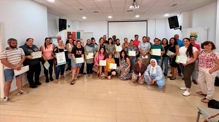 <i>Participantes en cursos de Eracis+ para mejorar la inserción laboral. / Diputación de Jaén. </i>