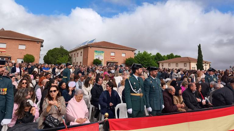 La jura de bandera de la Guardia Civil en Baeza, en imágenes