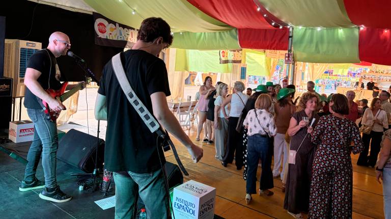Un viaje musical junto a Elementos en la Caseta de Diario JAÉN