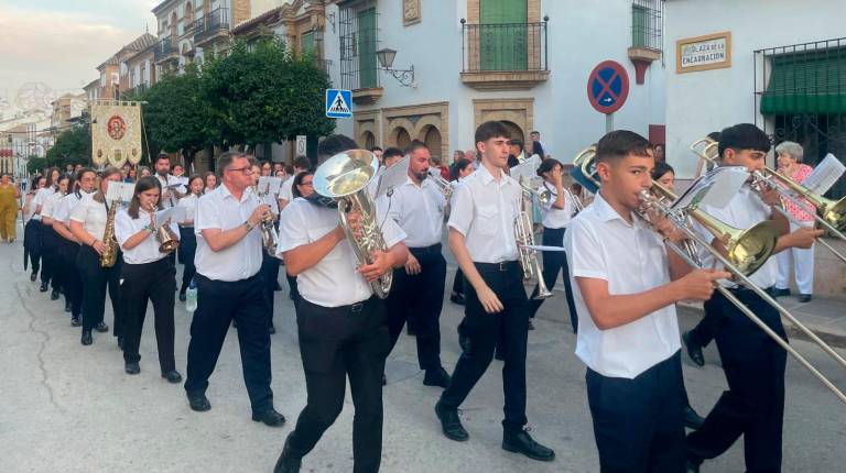 La procesión “larga” cambia de día para realzar el domingo