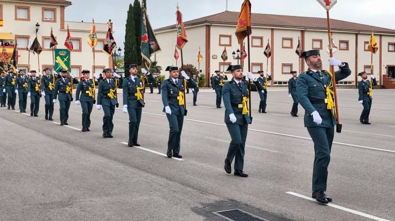 La jura de bandera de la Guardia Civil en Baeza, en imágenes