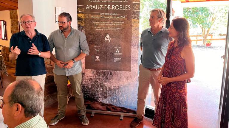 <i>Visita a la finca Araúz de Robles. / Junta de Andalucía. </i>