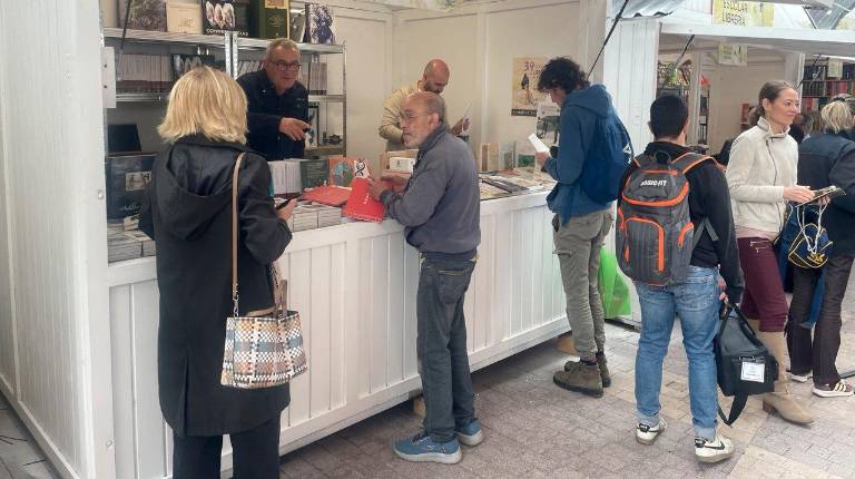 Jaén inicia el viaje entre letras e historias con la Feria del Libro