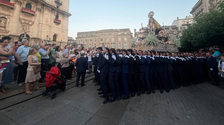 <i>Los mejores momentos de la procesión de la patrona. / Fotografías: Ana Isabel Bravo / Diario JAÉN.</i>