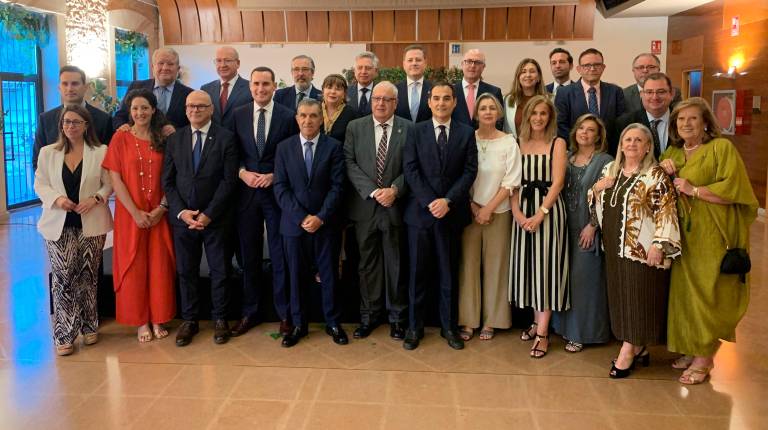 <i>El presidente del TSJA, Lorenzo del Río; su homólogo en la Audiencia Provincial, Rafael Morales; y el consejero en funciones de Justicia, José Antonio Nieto, al término de la presentación de la Memoria Anual del TSJA. / Pablo Espinosa / Diario JAÉN</i>